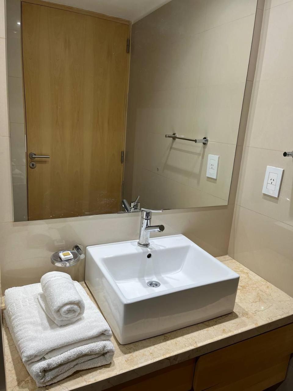 Apartamento Centrico Con Las Mejores Vistas De Mendoza Exterior foto
