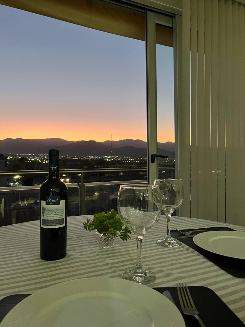 Apartamento Centrico Con Las Mejores Vistas De Mendoza Exterior foto